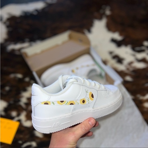 Custom Air Force One - Picture 2 of 5